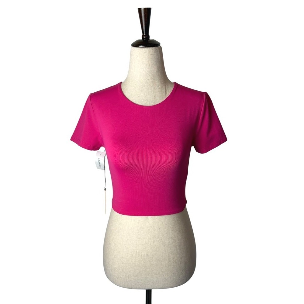 Babaton‎ Shirt Women Small Pink Contour Crew Ribcage Tee Crop Top NWT - Picture 2 of 13